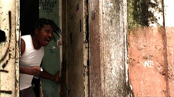 Filmszenen aus Final da Linha von Ricardo Salva