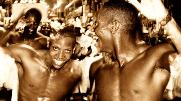 Filmszenen aus Carnaval von Ricardo Salva