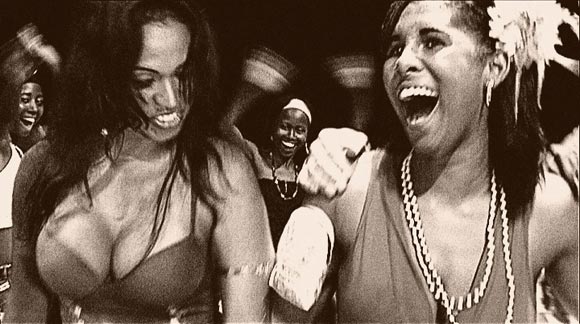 Filmszenen aus Carnaval von Ricardo Salva