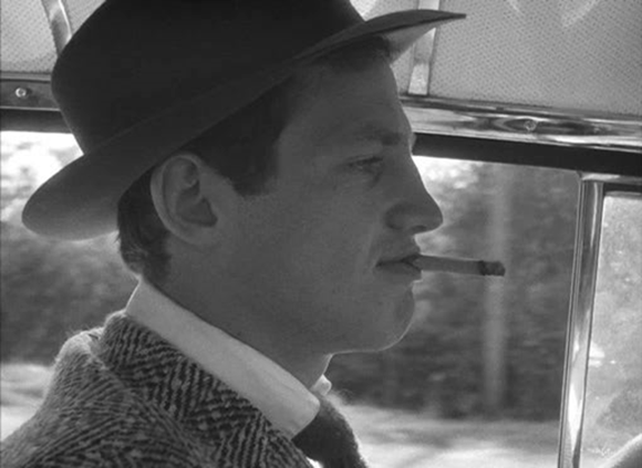 Filmszenen aus Jean-Luc Godards AUSSER ATEM