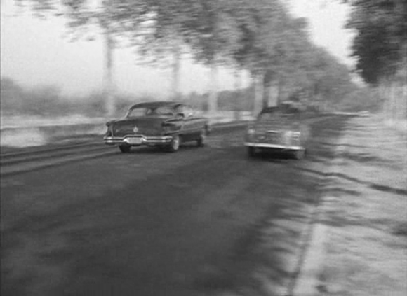 Filmszenen aus Jean-Luc Godards AUSSER ATEM