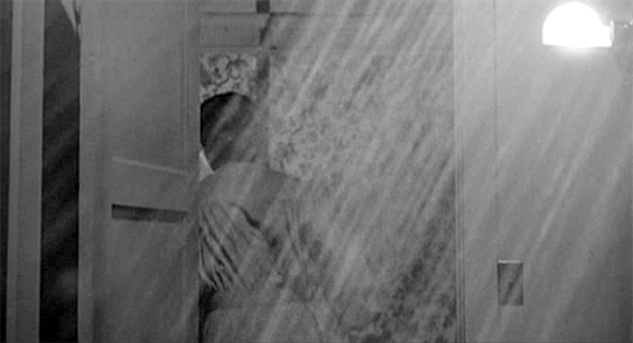 Filmszenen aus Alfred Hitchcocks PSYCHO
