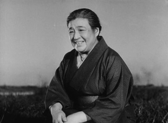 Filmszenen aus Tokyo Monogatari (Die Reise nach Tokio) von Yasujiro Ozu, Filmkritik, Rezension von Ricardo Salva